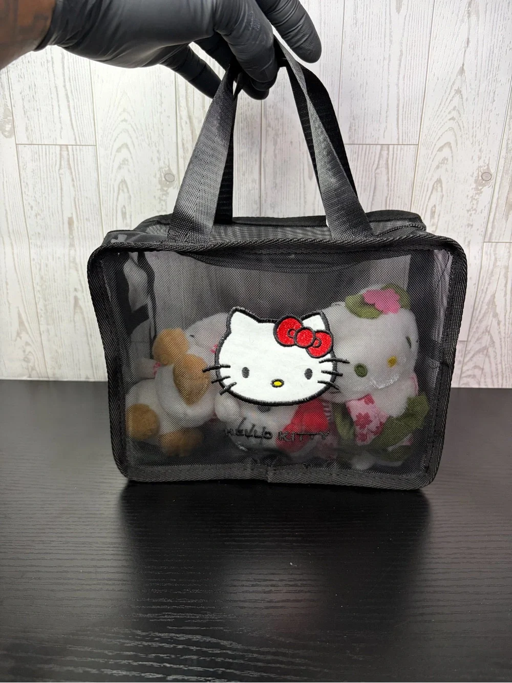 Hello Kitty Mesh Bag Filled With 4 Hello Kitty Plush Keychains 1 Bag 4 Keychains